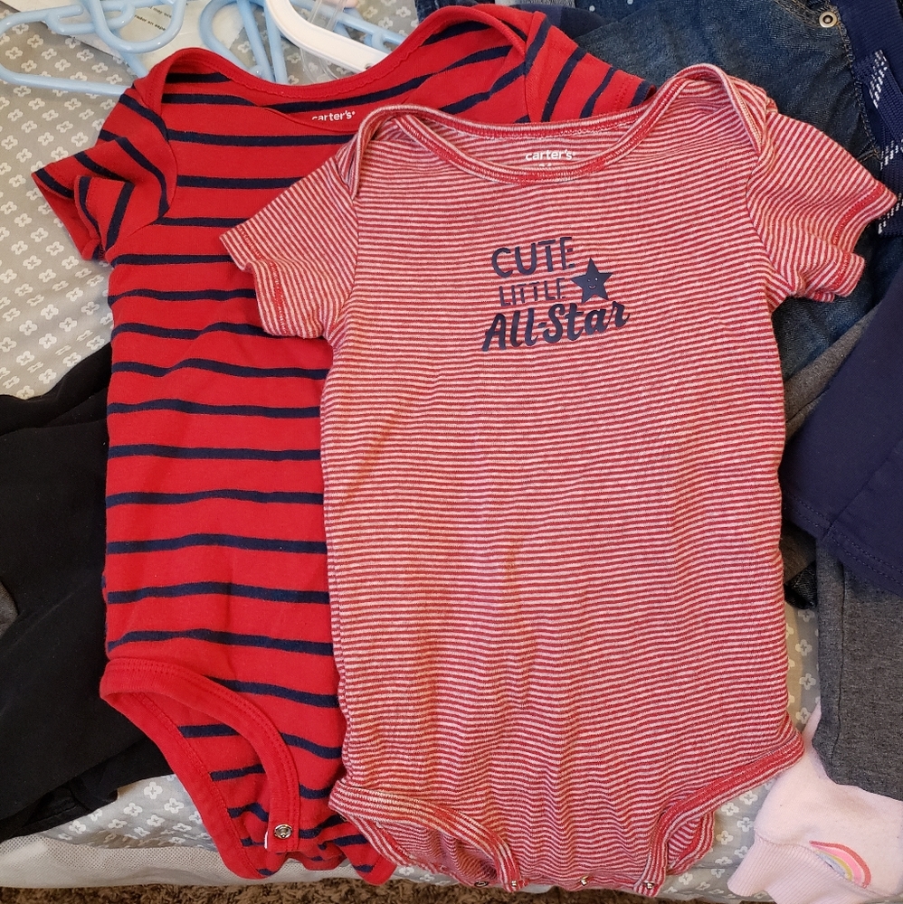 Carters 2 bodysuits bundle ✔KIDS CLEARANCE